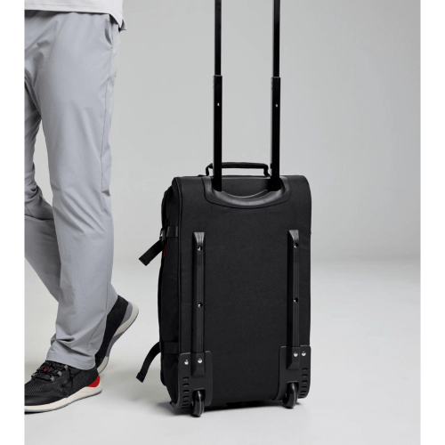 Compact and durable SLAM CABIN TROLLEY with front pocket and compression straps for organized packing.