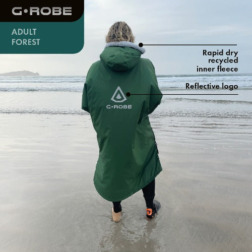 G.ROBE – versatile outdoor changing robe with 100% recycled waterproof outer layer and dual side zips. Keeps you warm, dry, and comfortable for surfing or open-water swimming.