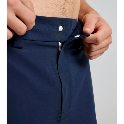 SLAM CARGO SHORTS – regular fit shorts featuring cargo and back pockets for outdoor adventures or casual wear.