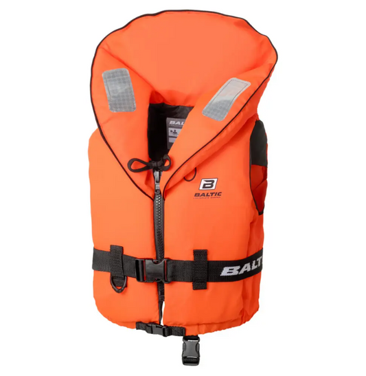 The Skipper lifejacket has a very good fit thanks to a smaller tolerance size range and is packed full of lifesaving features INCLUDING WHISTLE AND CROTCH STRAP